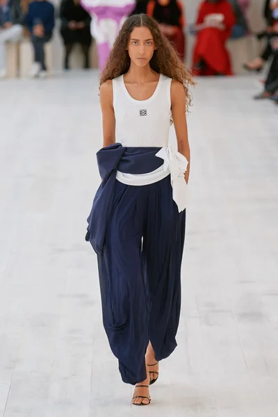 Look 23